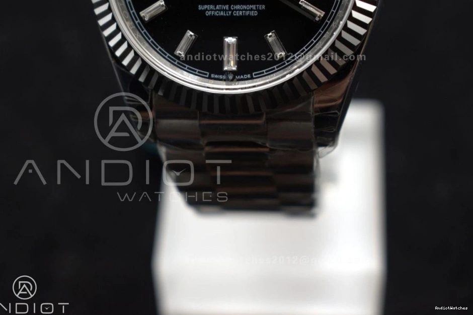 A Weight Crystal Black Dial 40 GSF on Bracelet SS Gain DayDate 718 President Bright 1002